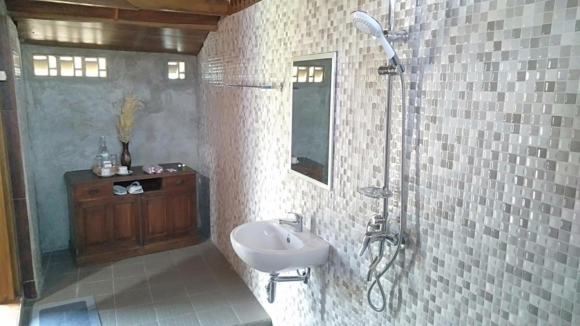Bujak Permai Villa Matahari Lombok Ntb Praya Exteriér fotografie