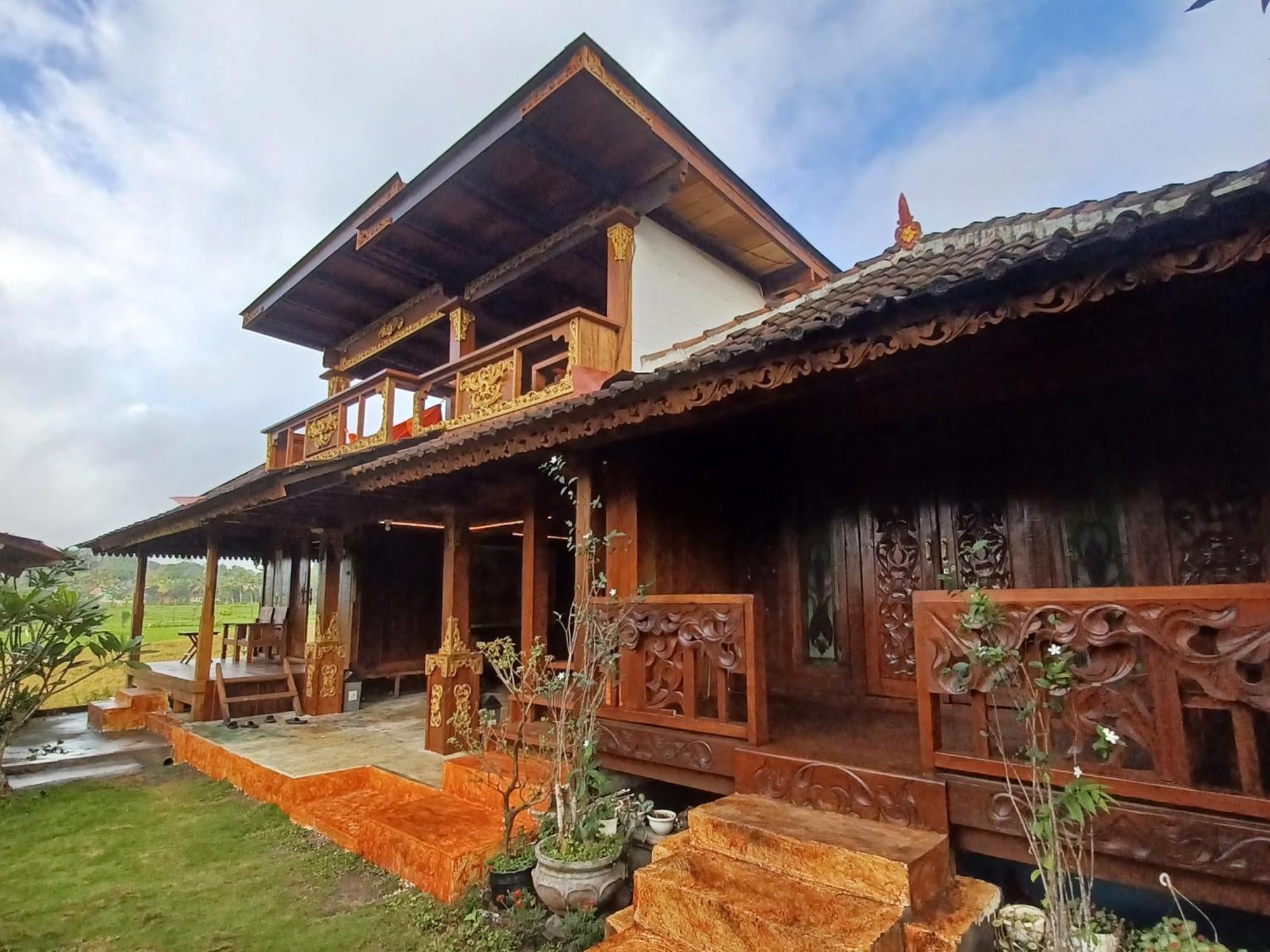 Bujak Permai Villa Matahari Lombok Ntb Praya Exteriér fotografie